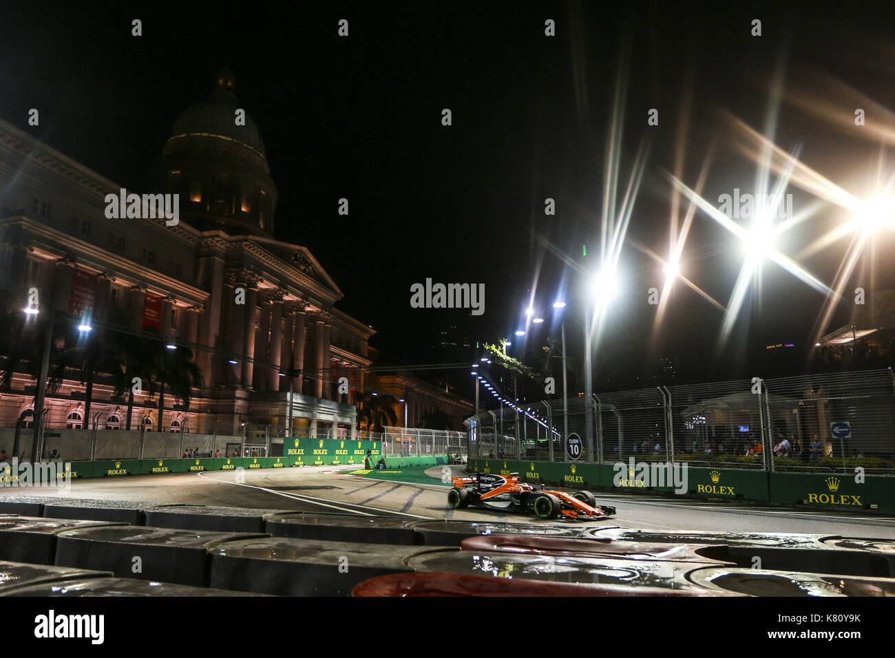 Singapore, Singapur. 17 Settembre 2017. Motorsports: Campionato del mondo di Formula uno FIA 2017, Gran Premio di Singapore, n°2 Stoffel Vandoorne (bel, McLaren Honda), | Verwendung weltweit Credit: dpa/Alamy Live News Foto Stock