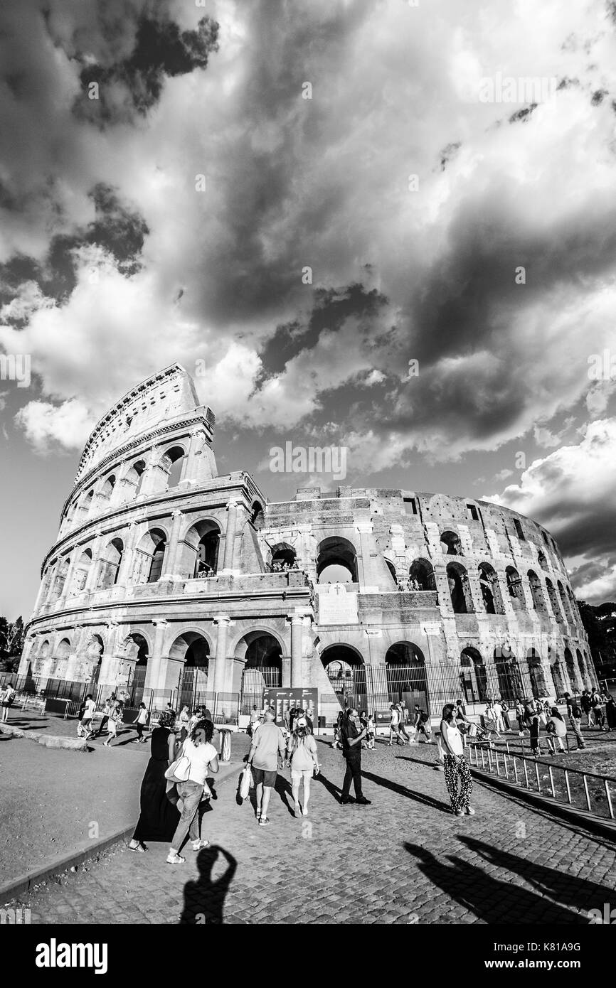 Colosseo a Roma Foto Stock
