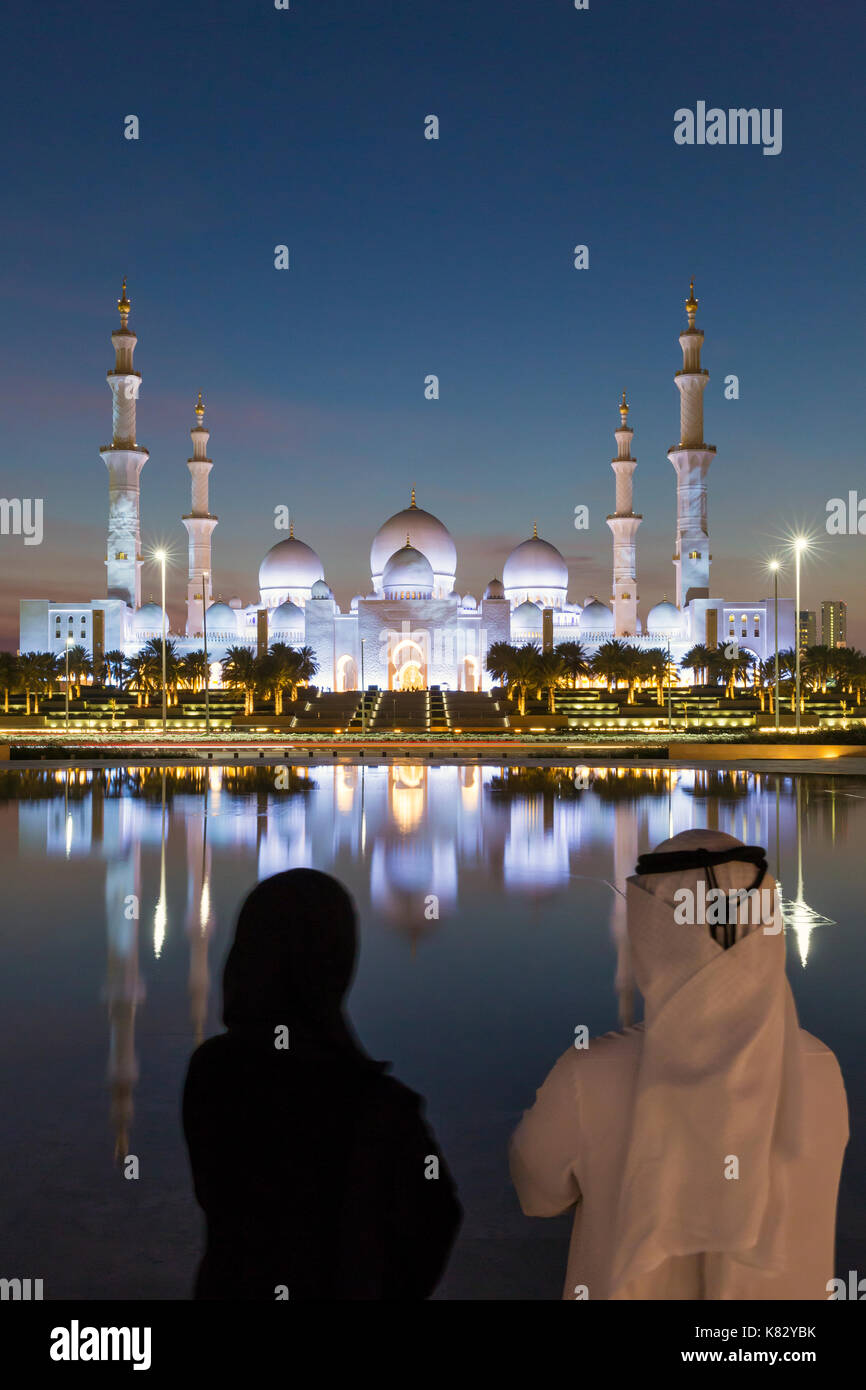 Sheikh Zayed Bin Sultan Al Nahyan moschea, Abu Dhabi, Emirati Arabi Uniti, Emirati arabi uniti Foto Stock