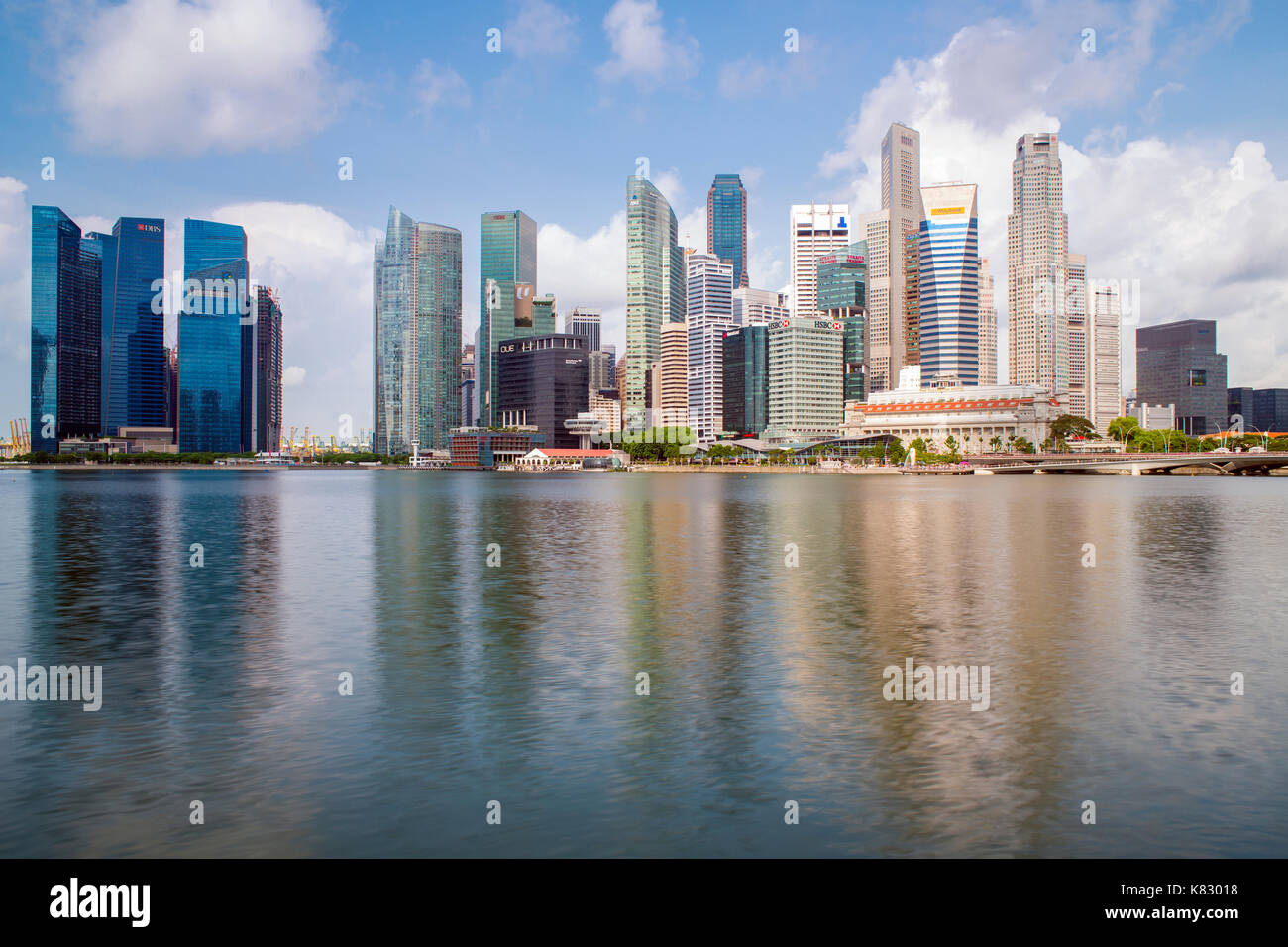 Il Sud Est Asiatico, a Singapore, in vista del centro di Singapore skyline e Marina Bay Foto Stock