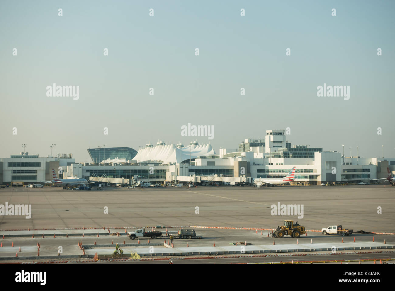 Aeroporto internazionale di Denver come visto da un terminale Foto Stock