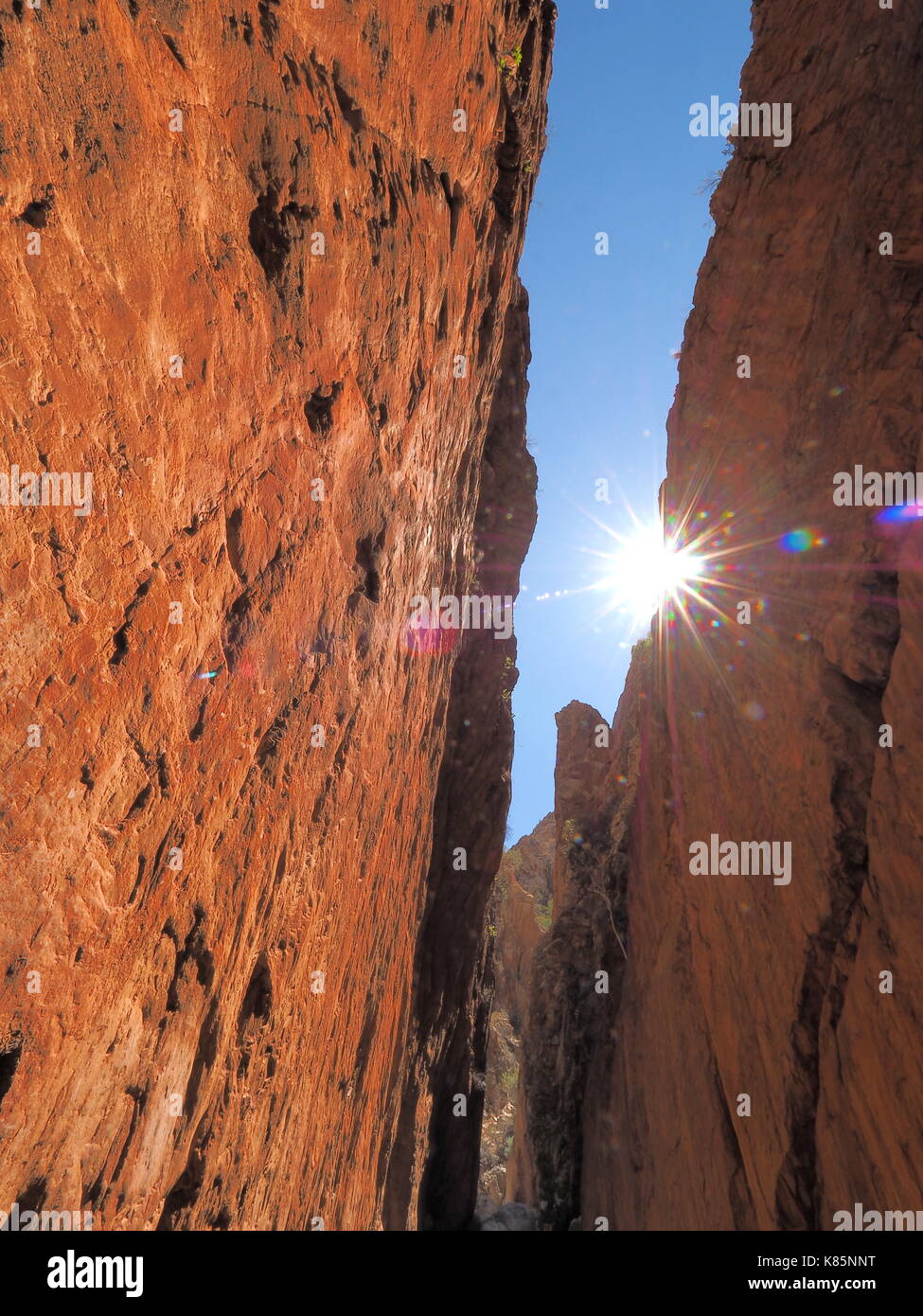 High Noon vista di standley chasm in mcdonnell ranges, Alice Springs, Australia 2017 Foto Stock