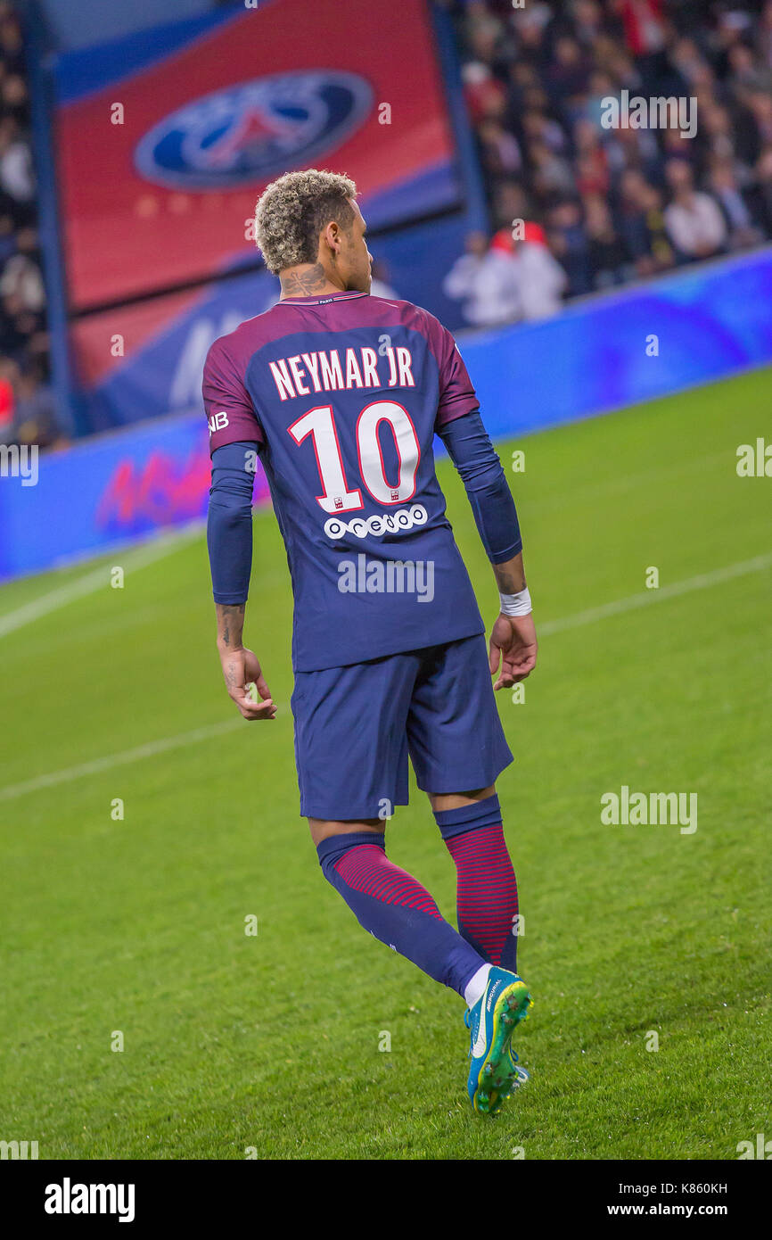 Neymar Jr. durante il French Ligue 1 partita di calcio tra Paris Saint Germain (PSG) e Olympique Lyonnais (OL) presso il Parc des Princes. Il 17 settembre 2017 a Parigi, Francia Foto Stock