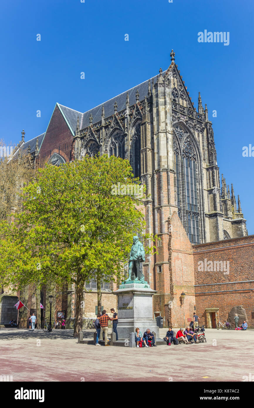 La Chiesa del Duomo a piazza centrale in utrecht, Paesi Bassi Foto Stock
