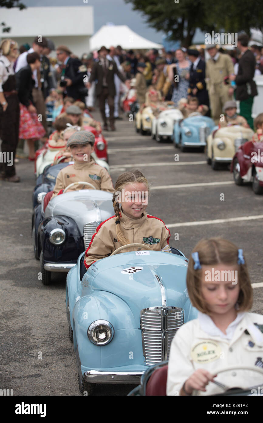 Settrington cup concorso per Austin j40 vetture del pedale a goodwood 2017 Riunione, goodwood race track, west sussex, in Inghilterra, Regno Unito Foto Stock