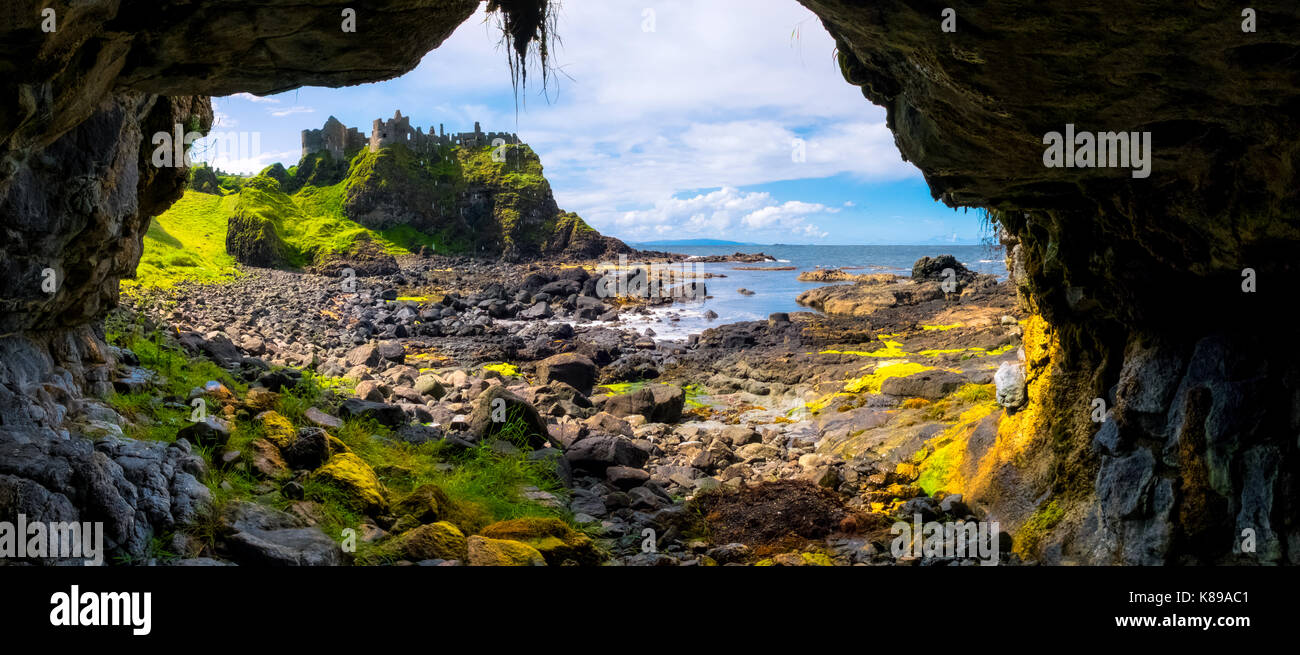 Castello di Dunluce - Antrim, Irlanda del Nord Foto Stock