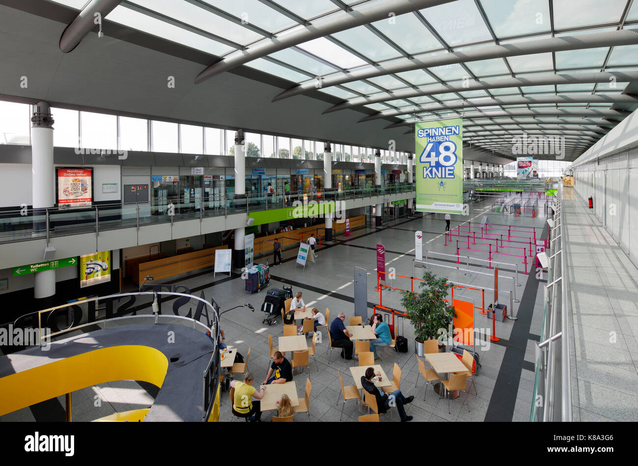 Abfertigungshalle im Flughafen Dortmund, Ruhrgebiet, Renania settentrionale-Vestfalia Foto Stock