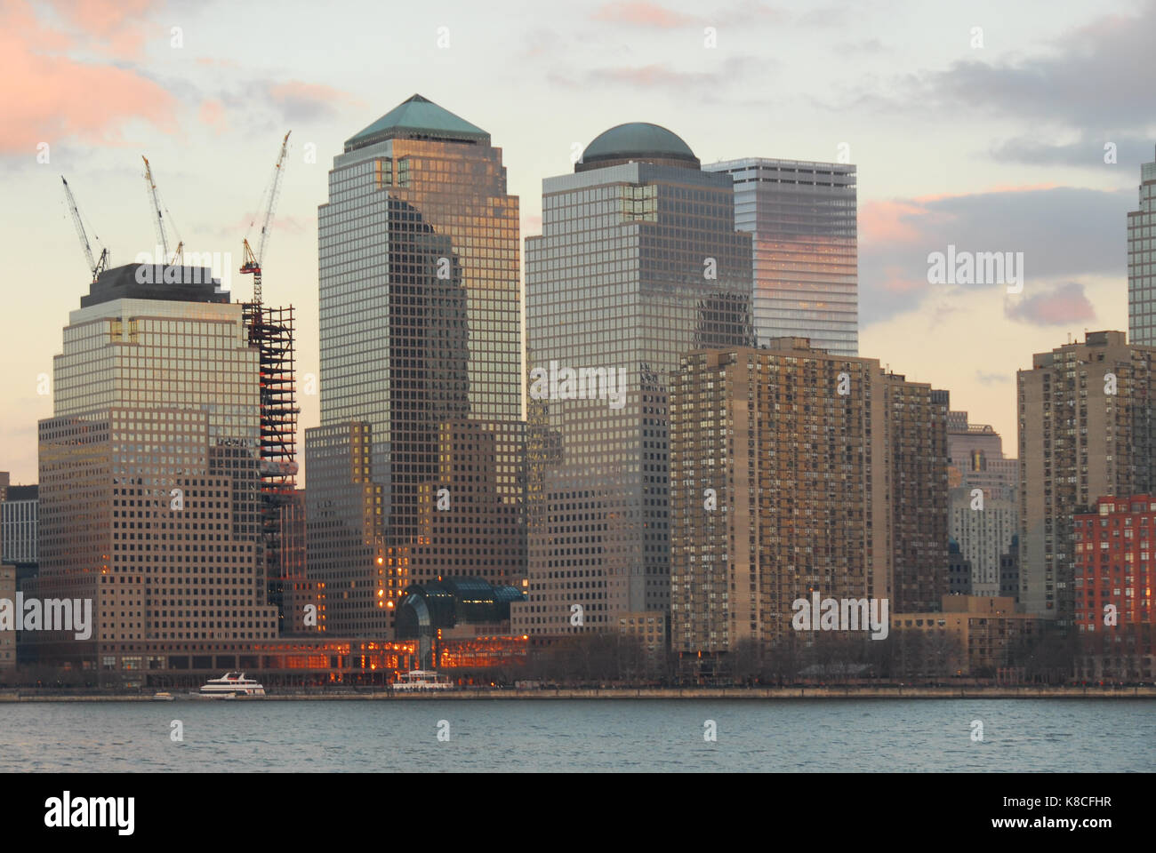 La finanza mondiale centro dal fiume Hudson in New York City. Foto Stock
