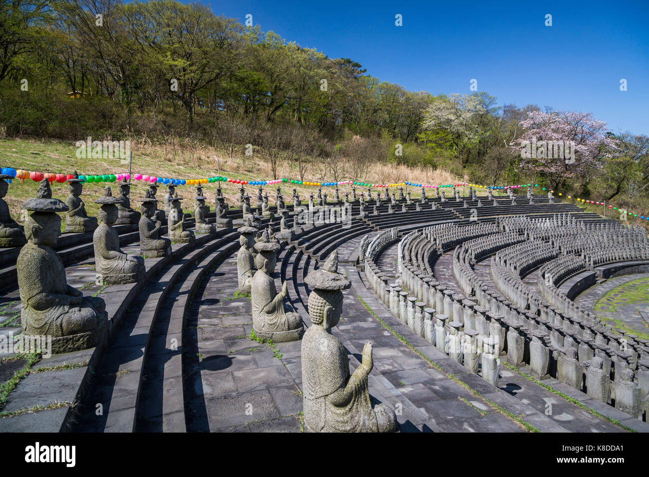 Il Tempio Gwaneumsa al piede di Mt. Halla in Ara-dong nella città di Jeju, Jeju Island, Corea del Sud, Asia. Foto Stock
