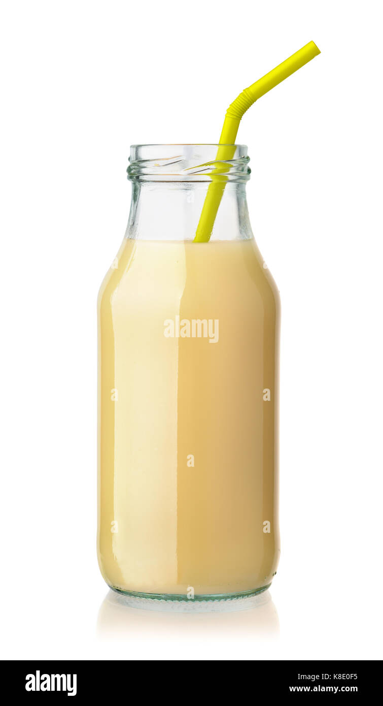 Vista frontale del succo di banana bottiglia isolato su bianco Foto Stock