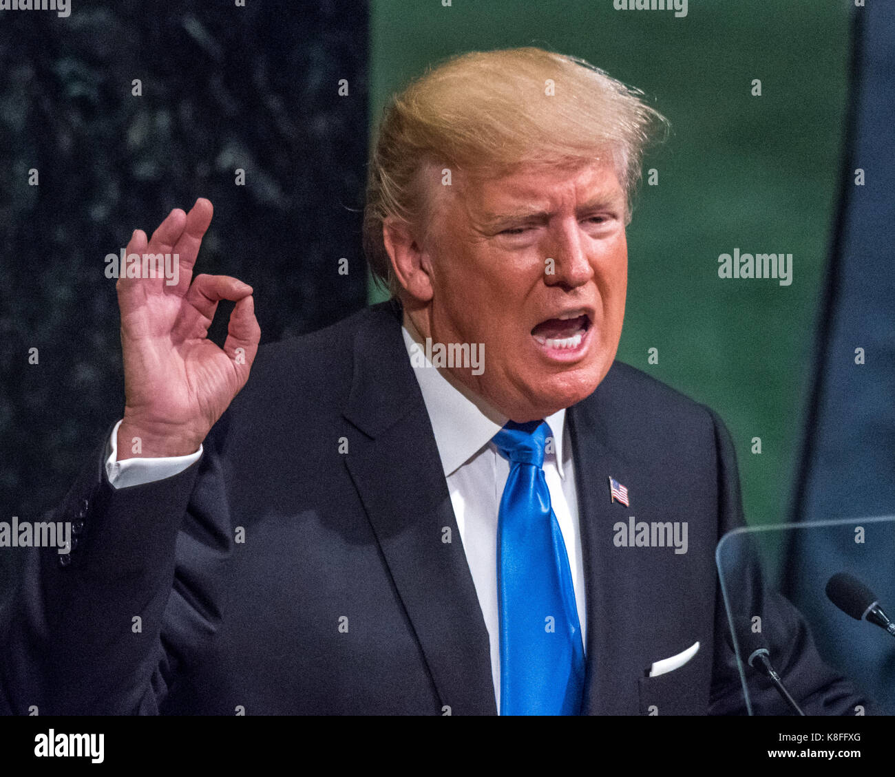 New York, Stati Uniti d'America, 19 settembre, 2017. Il Presidente degli Stati Uniti, Donald Trump risolve la sessione di apertura del 72st Assemblea Generale delle Nazioni Unite a New York il 17 settembre 2017. Trump usato il suo primo discorso all'ONU. Assemblea generale per condannare la Corea del Nord e Iran. Enrique Shore/Alamy Live News Foto Stock