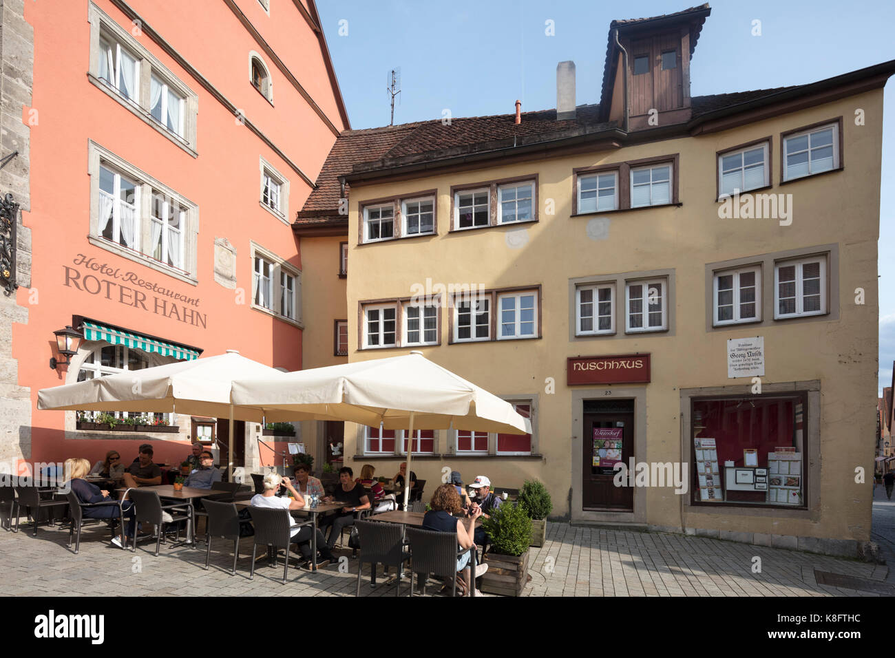 Rother Hahn ristorante vicino centro storico medievale di Rothenburg ob der Tauber, Franconia, Baviera, Germania Foto Stock