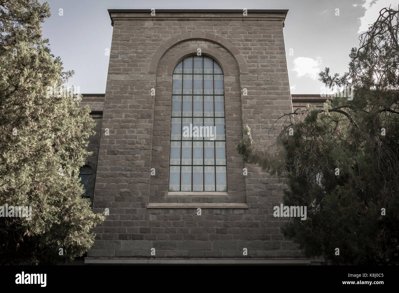 Dettaglio della finestra di un oscuro horror house Foto Stock