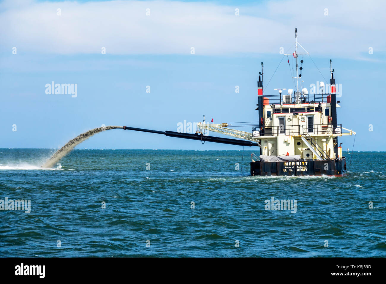 North Carolina, NC, Outer Banks, Ocracoke Island, Pamlico Sound, dragaggio, nave dragante sidecast, corpo militare degli ingegneri, nave, Merritt, NC170518130 Foto Stock