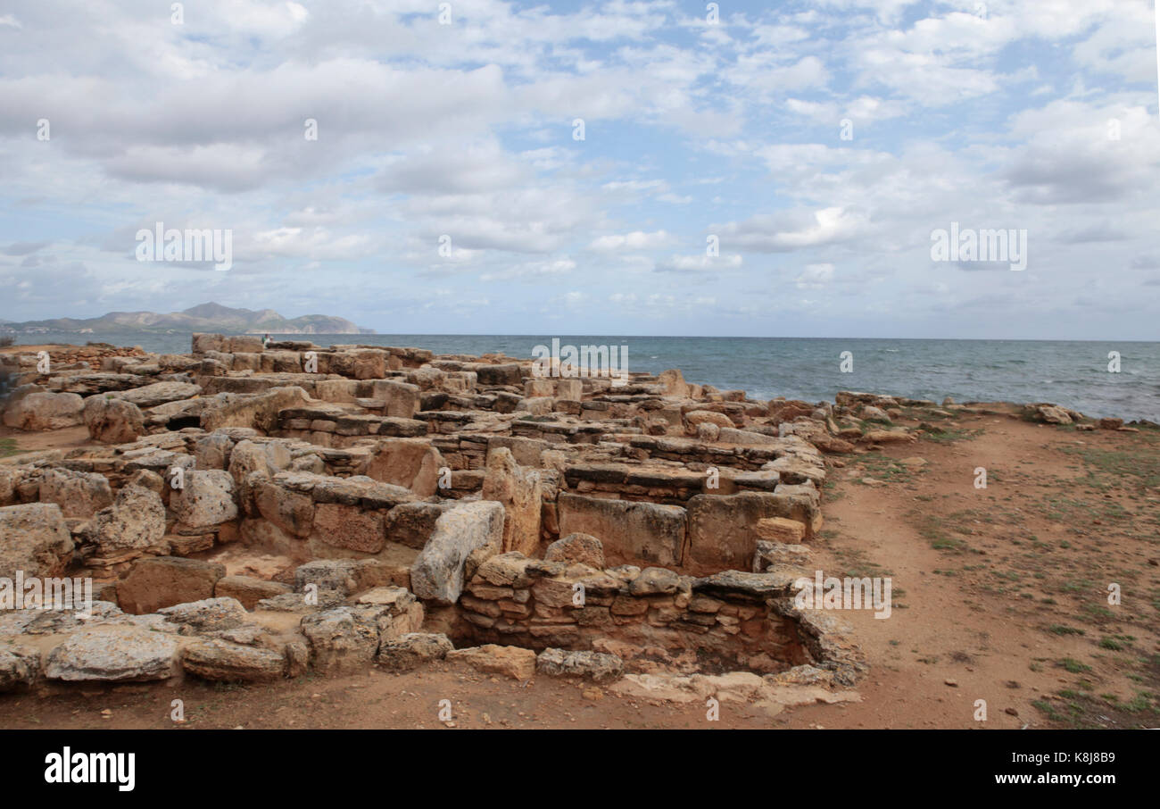 Reperti archeologici in son baulo beach, a nord di Mallorca Island Foto Stock