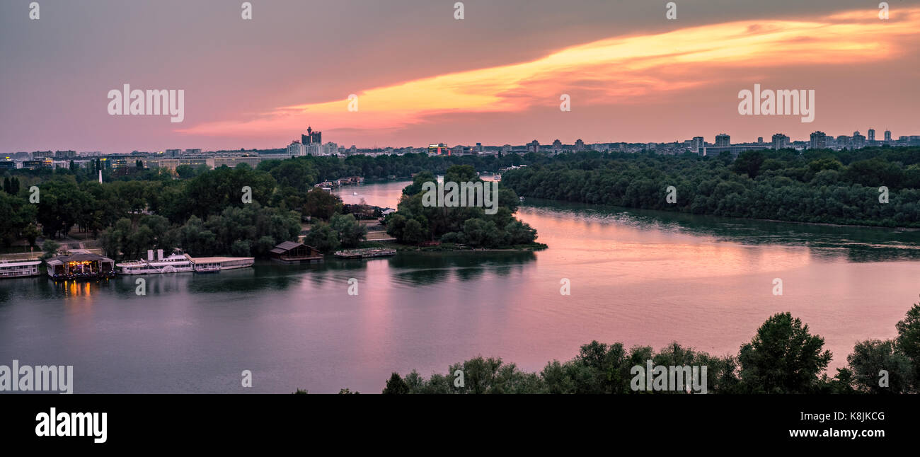 2017-08-28. Belgrado, Serbia. il fiume Sava vista dal castello kalemegadan Foto Stock