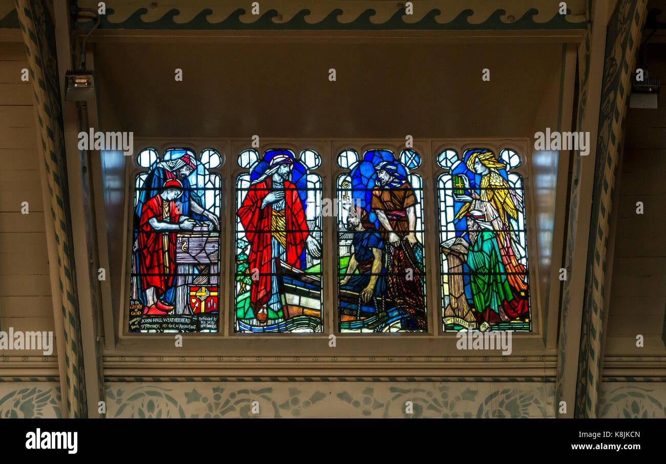 Finestra di vetro colorato in memoria di John Hall Weatherhead, Chiesa Presbiteriana di Scozia, Chalmers Memorial Church, Port Seton, East Lothian, Scozia Foto Stock
