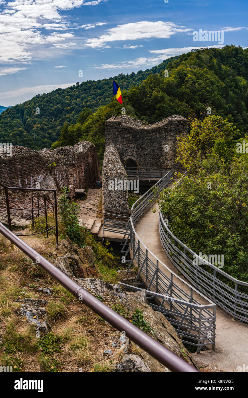 Immagine della Fortezza di Poienari - chiamato anche dracula rifugio di capananenii pamanteni Foto Stock