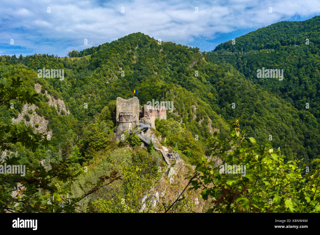 Immagine della Fortezza di Poienari - chiamato anche dracula rifugio di capananenii pamanteni Foto Stock