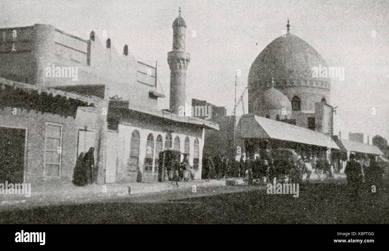 Un 1930 Vista del Hydar Khana moschea a Baghdad in Iraq Foto Stock