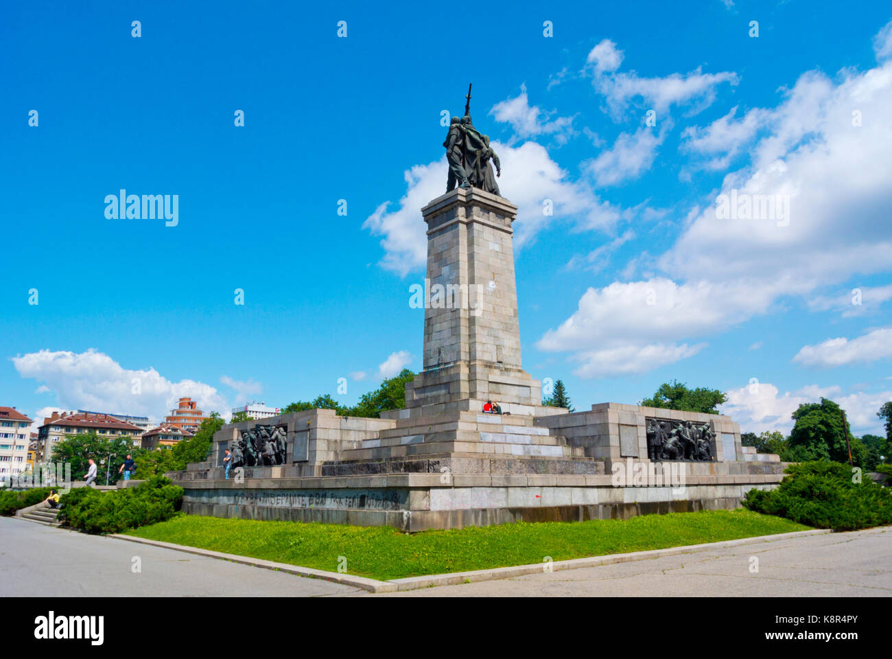 Pametnik na Savetskata armia, Monumento all'esercito sovietico, dal 1954, Knyazheska giardino, Sofia, Bulgaria Foto Stock