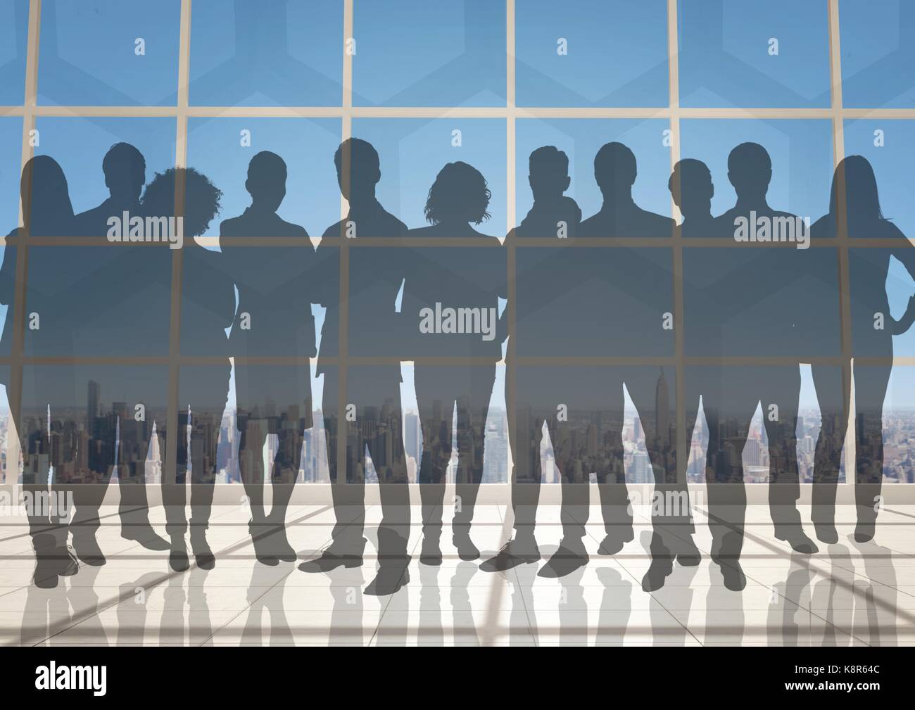 Digital composito di Silhouette di un gruppo di persone con background di transizione Foto Stock