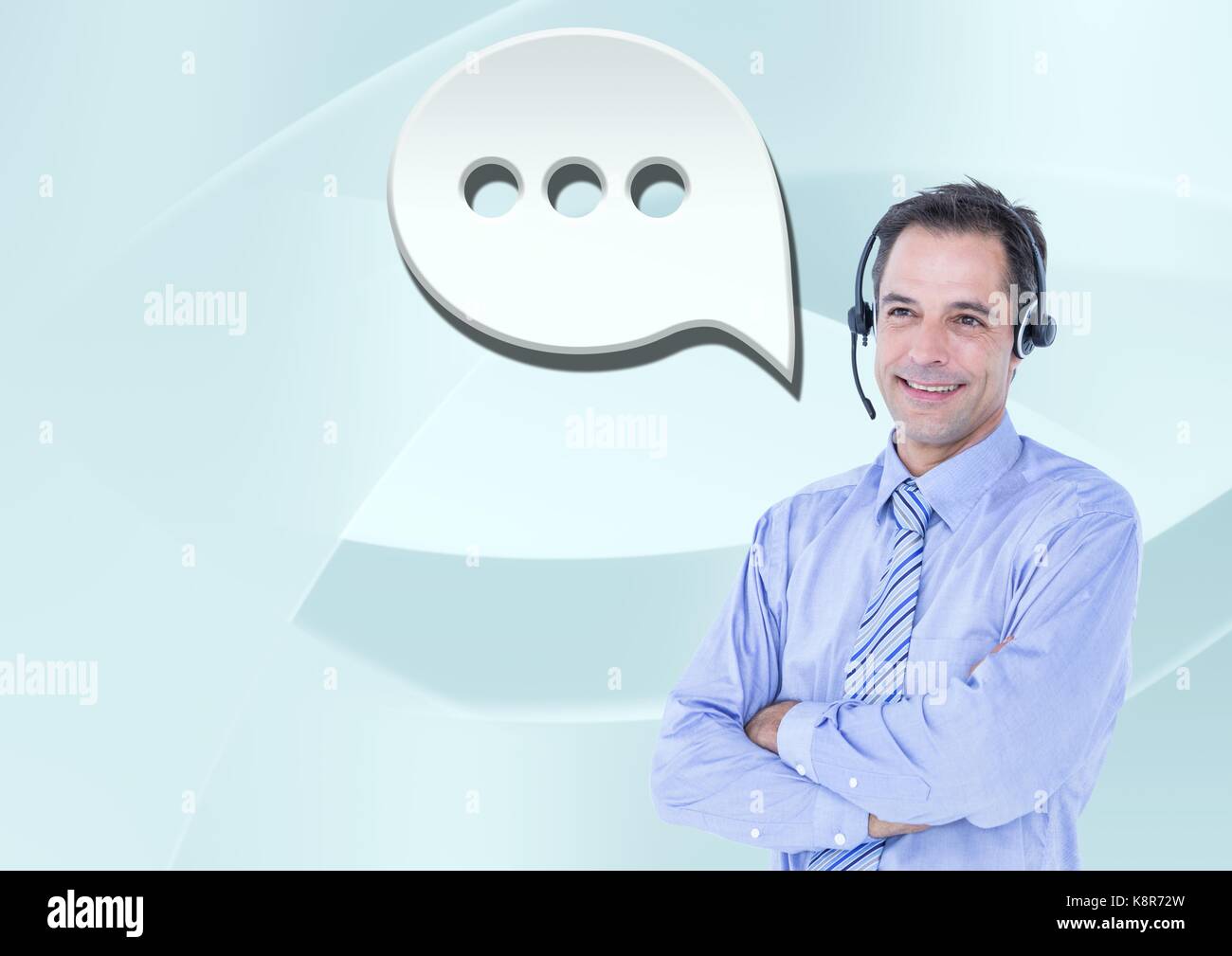 Digital composito di customer care service uomo con bolla di chat Foto Stock