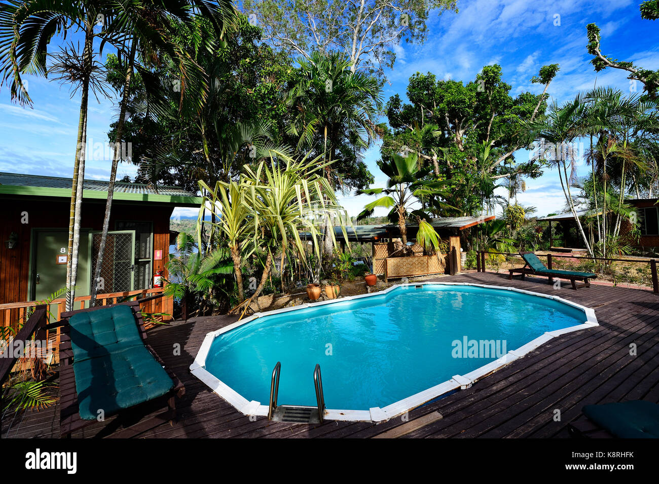 Piscina presso il tufi dive resort, hotel, tufi, Papua Nuova guinea, Oceania Foto Stock