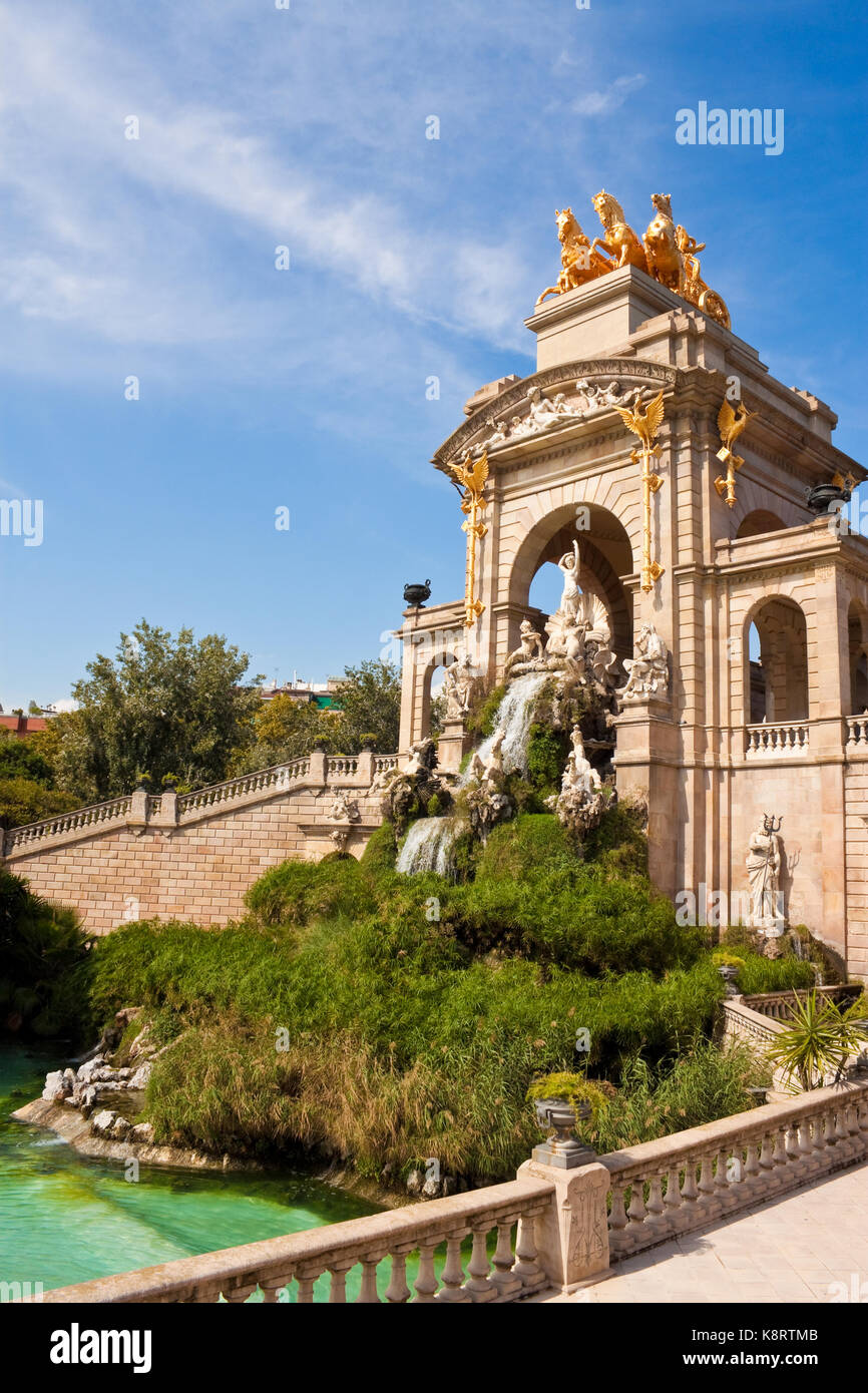 Fontana cascada presso il Parc de la Ciutadella, Barcellona, Spagna Foto Stock