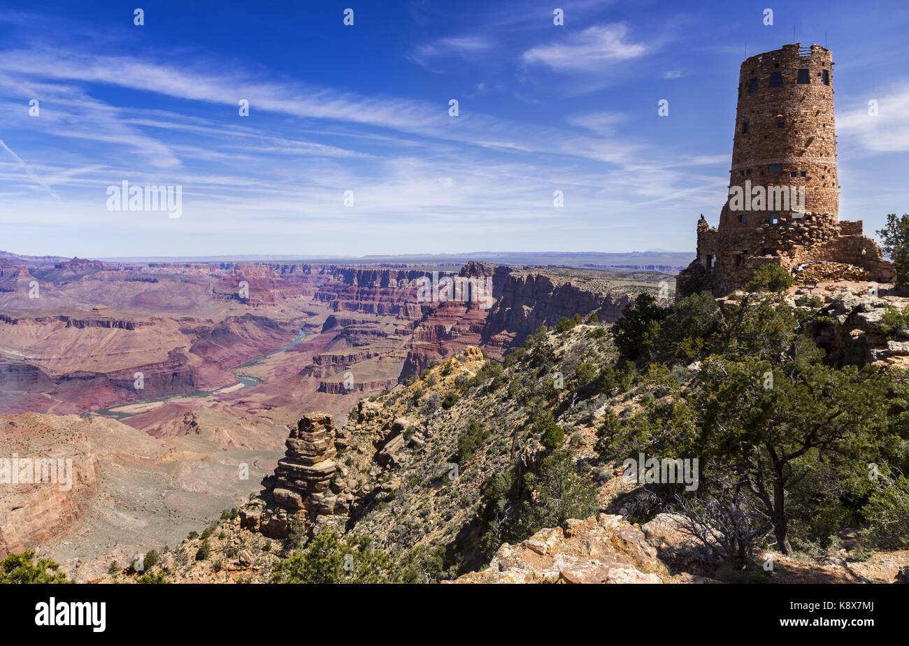 Vista del deserto torre di guardia e il Parco Nazionale del Grand Canyon il paesaggio del deserto in Arizona Stati Uniti Foto Stock