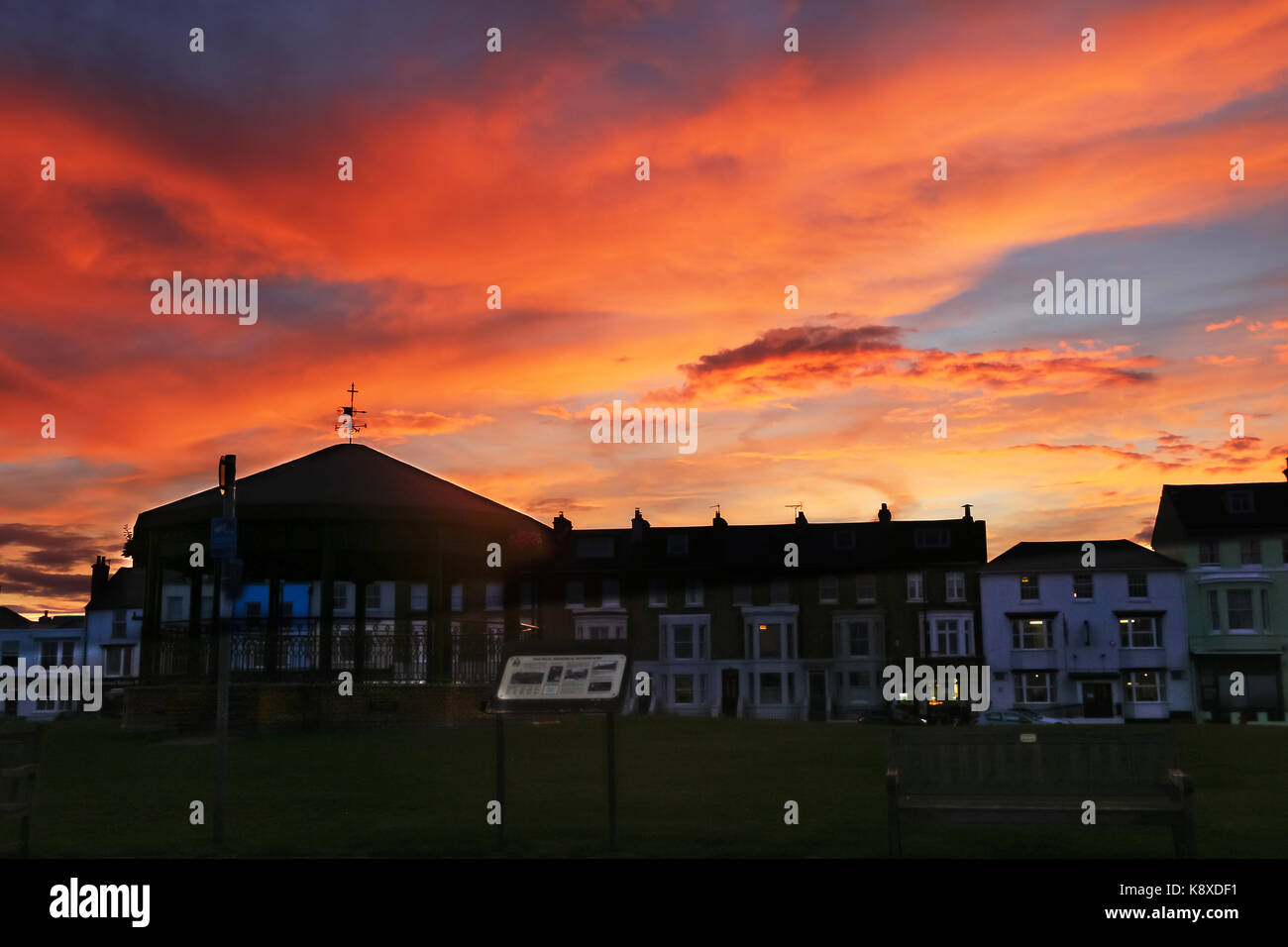 Walmer bandstand e strand tramonto #2 Foto Stock