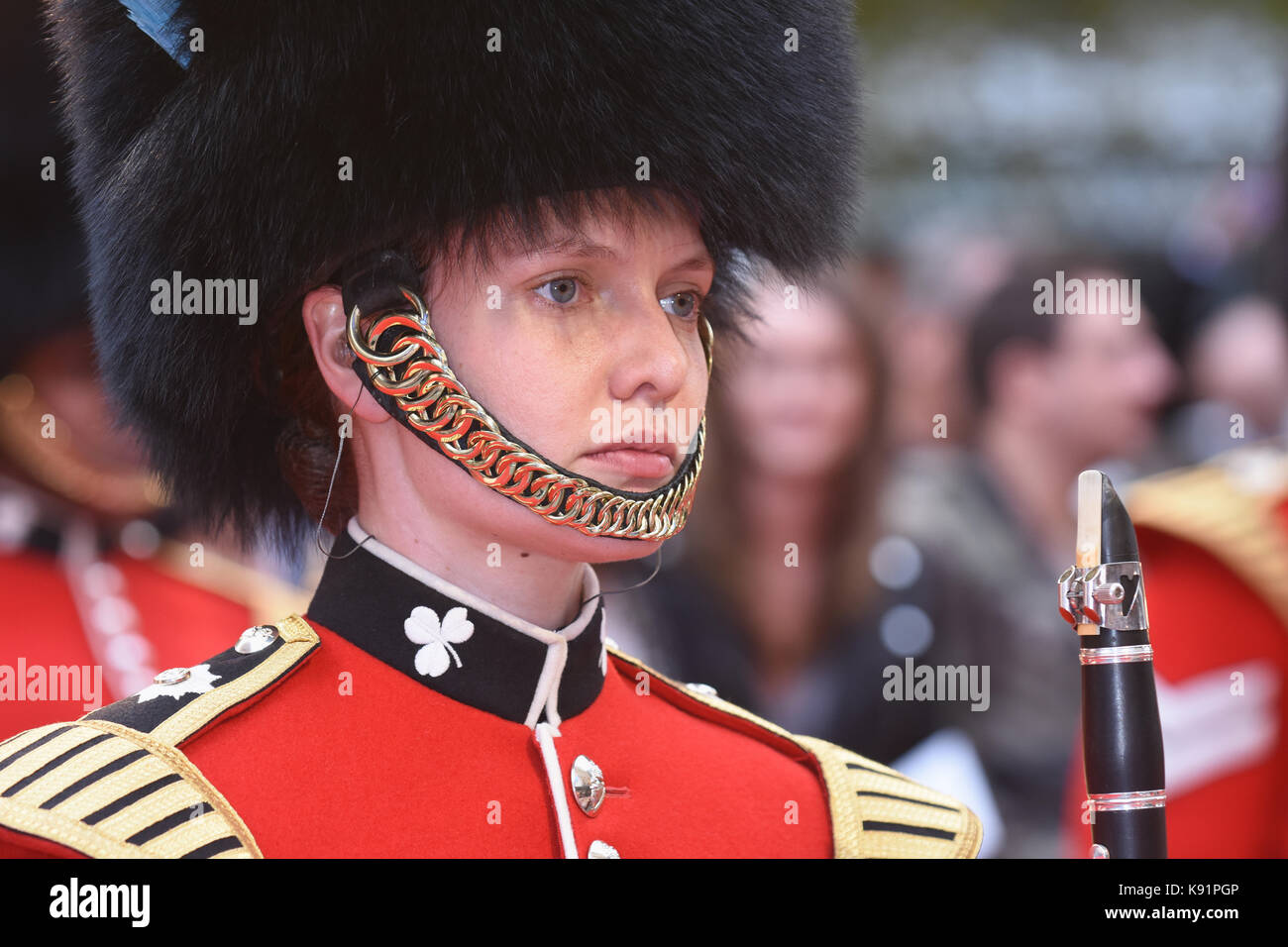 Banda di irlandese Guardie,addio christopher robin - premiere mondiale,odeon leicester square,london.uk Foto Stock