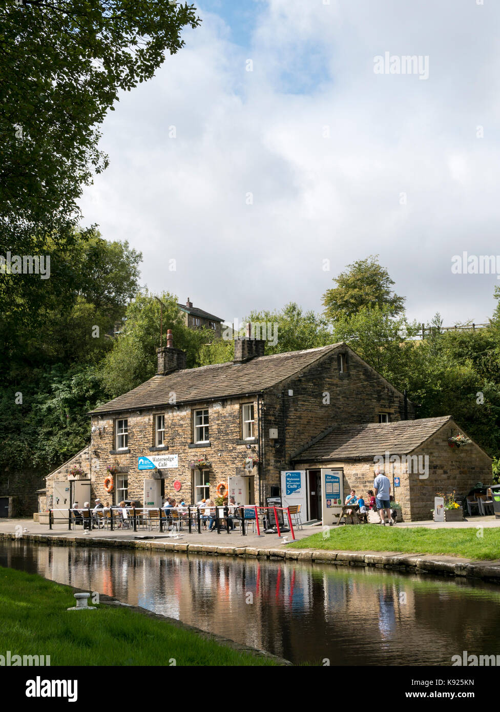 Watersedge Cafe, Standedge Tunnel, Marsden, Huddersfield, West Yorkshire, Inghilterra, Regno Unito. Foto Stock