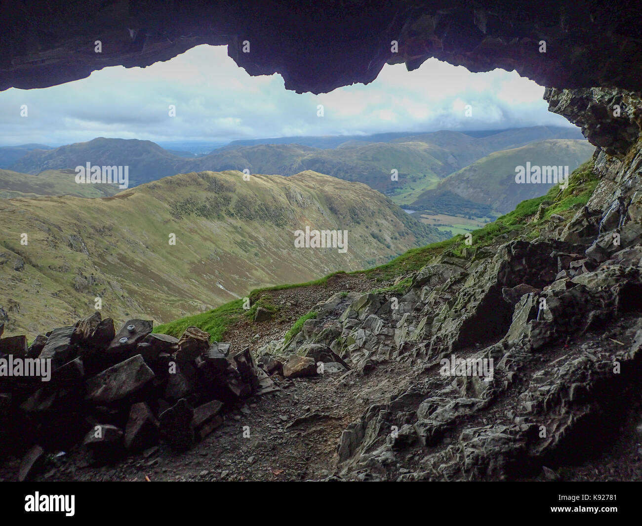 Il sacerdote foro sulla rupe di colomba nella parte orientale di fells area del parco nazionale del distretto dei laghi, cumbria, Inghilterra Foto Stock