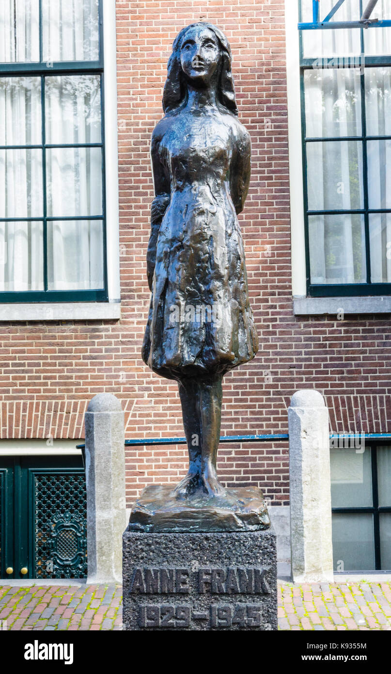 La casa di Anna frank statua, Amsterdam Foto Stock