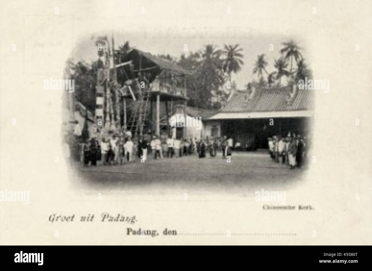 1405439 KITLV Groet uit Padang Chineesche Kerk 1895 1906 Foto Stock
