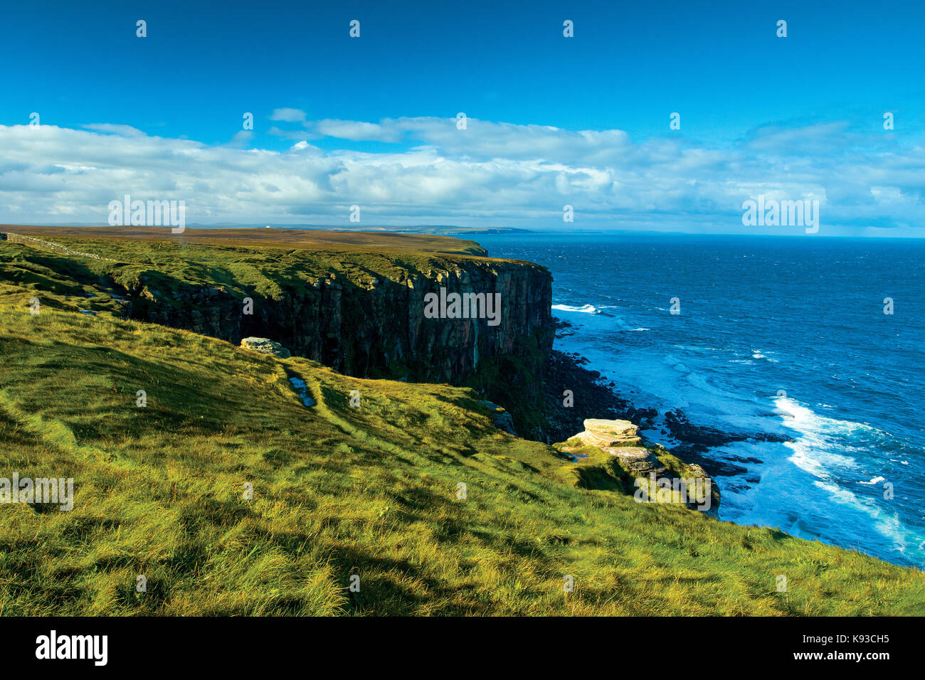 Scogliere a testa di Dunnett, la Gran Bretagna è il punto più settentrionale, caithness Foto Stock