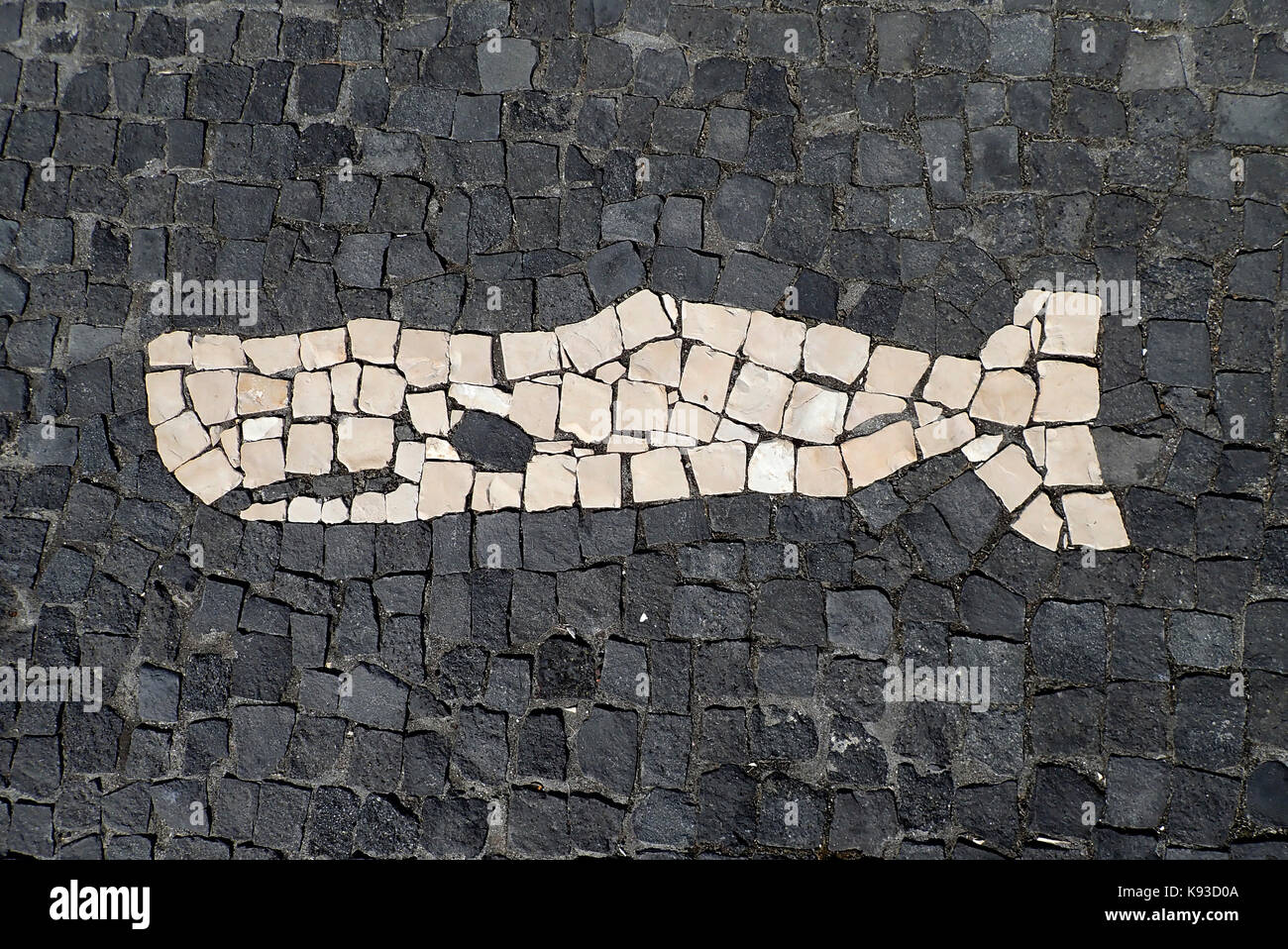 Portoghese disegno sul marciapiede Stone Island Pico Azzorre Portogallo Europa Foto Stock