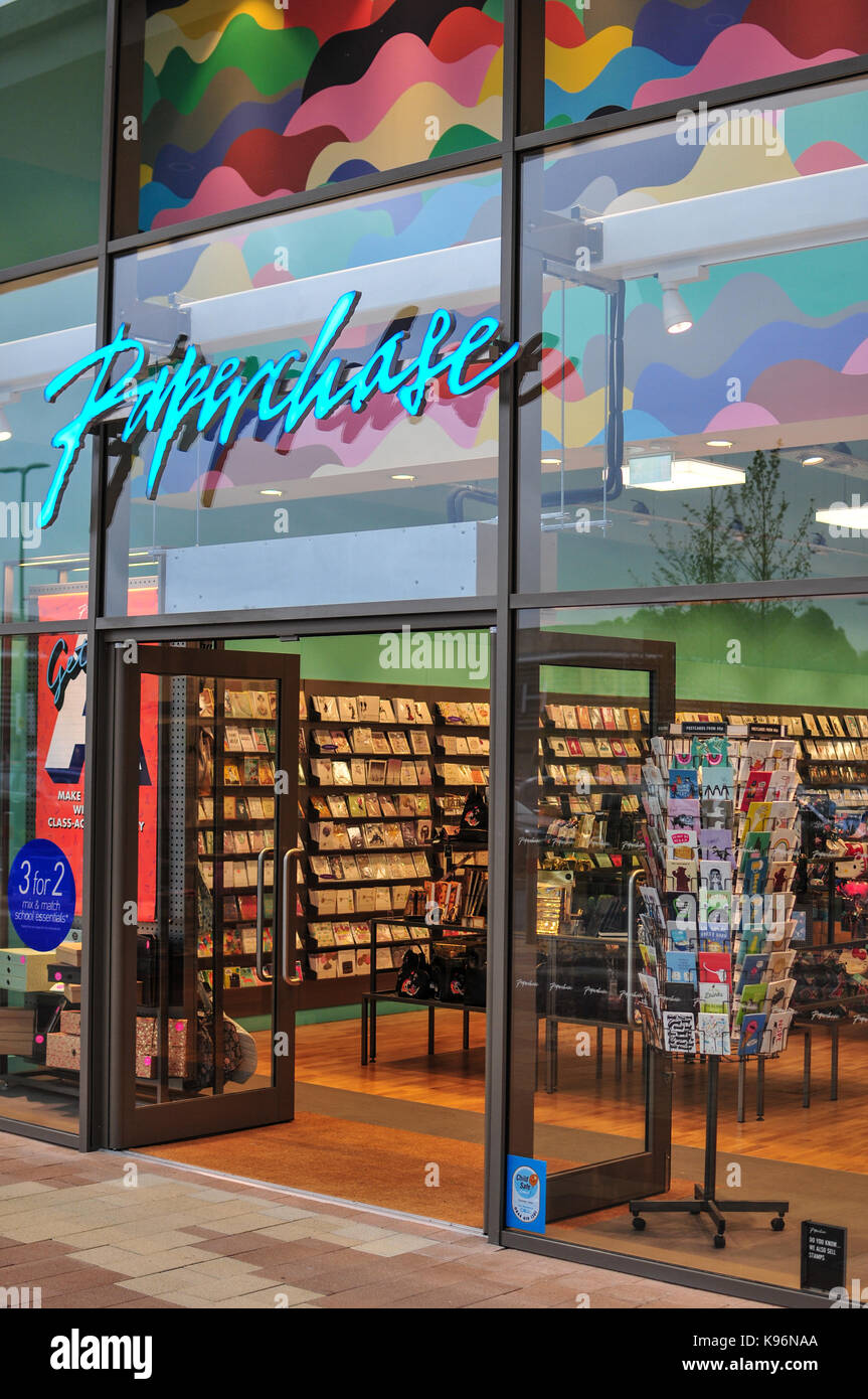 Paperchase retail store in Rushden laghi REGNO UNITO Foto Stock