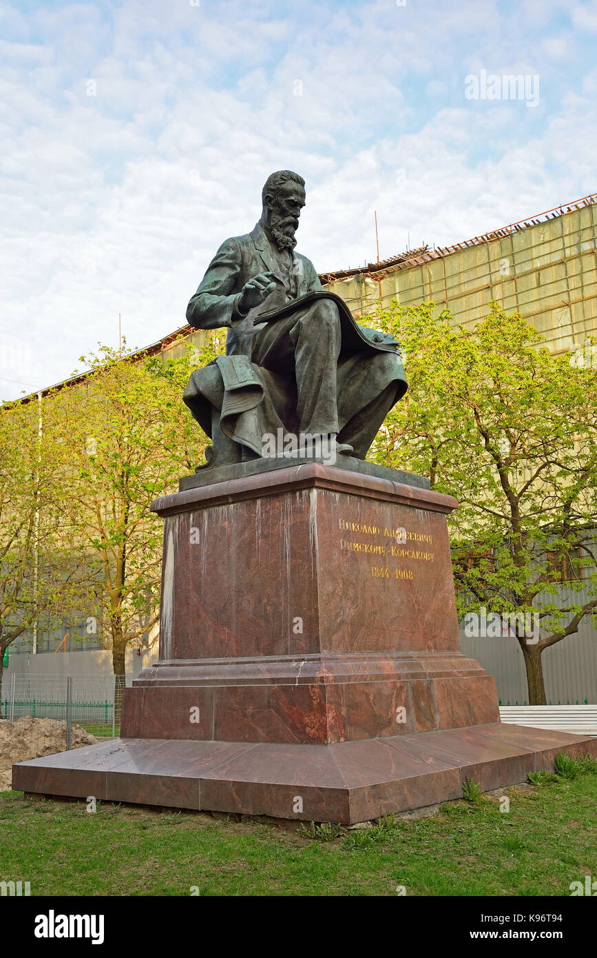 Monumento a Nikolai rimsky-korsakov a piazza del teatro a st. Foto Stock