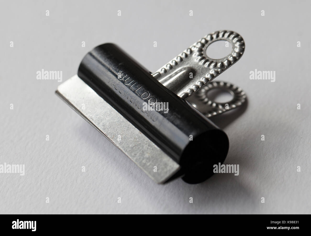 Vecchio Vintage British Bulldog Clip - fabbricato in Inghilterra Foto Stock