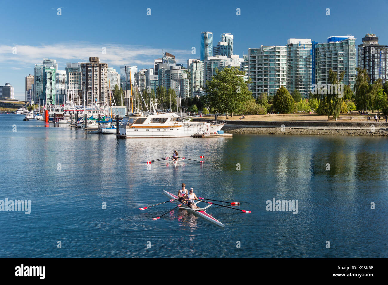 Vancouver, British Columbia, Canada - 12 settembre 2017: Stanley Park e la skyline di Vancouver. Foto Stock