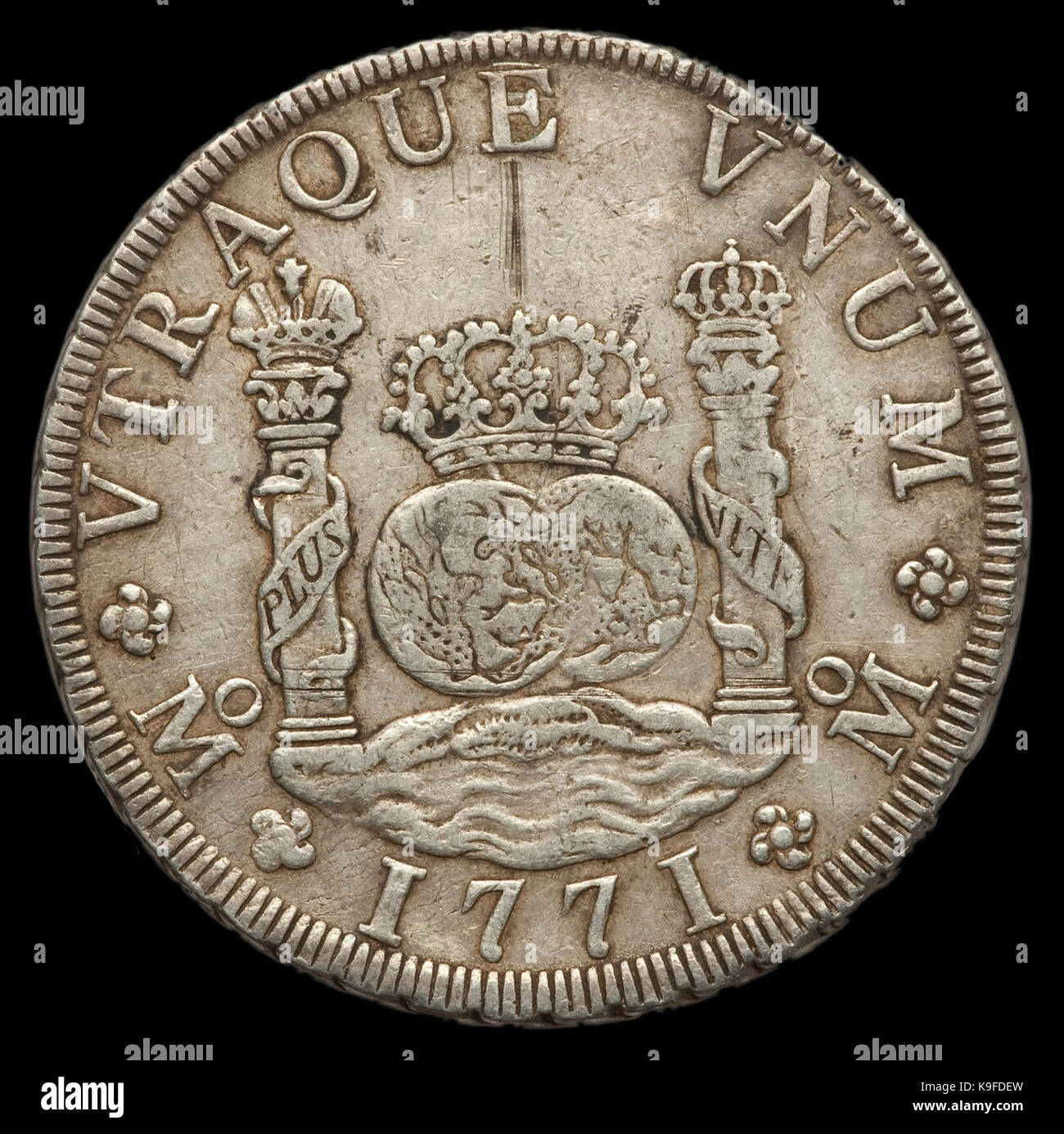 Messico Carlos III pilastro dollaro di 8 reales 1771 (obv) Foto Stock