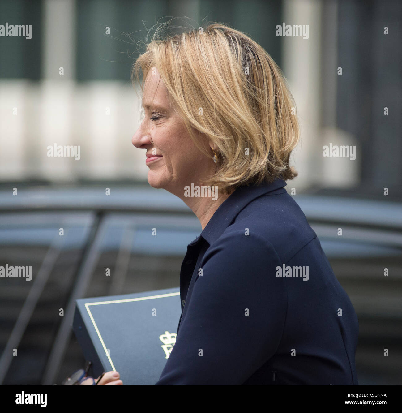 A Downing Street, Londra, Regno Unito. 21 settembre 2017. ambra rudd, home segretaria presenzia riunione del gabinetto. Credito: malcolm park/alamy Foto Stock