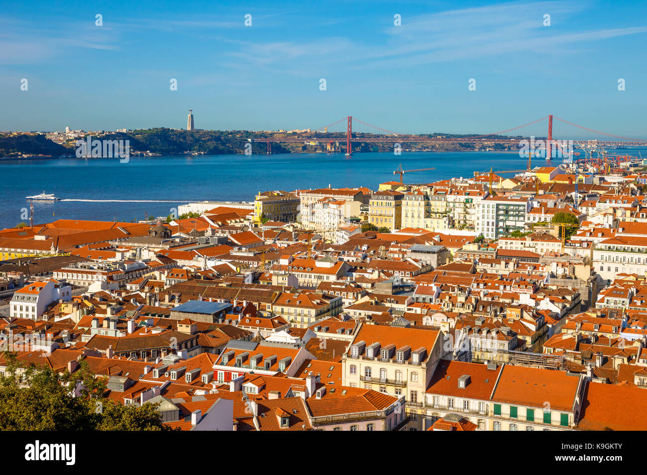 Lo skyline di Lisbona portogallo Foto Stock