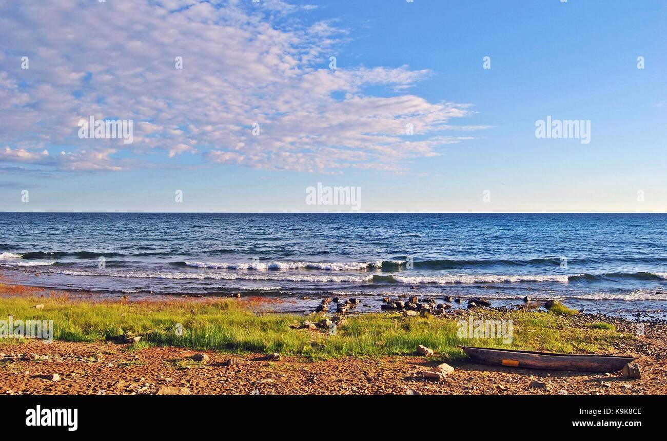 Un calmo e placido lago Niassa Foto Stock