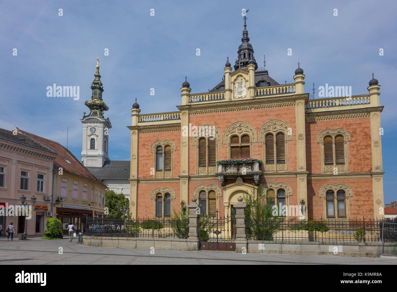 La Serbia, Novi Sad, Palazzo Vescovile e cattedrale ortodossa Foto Stock