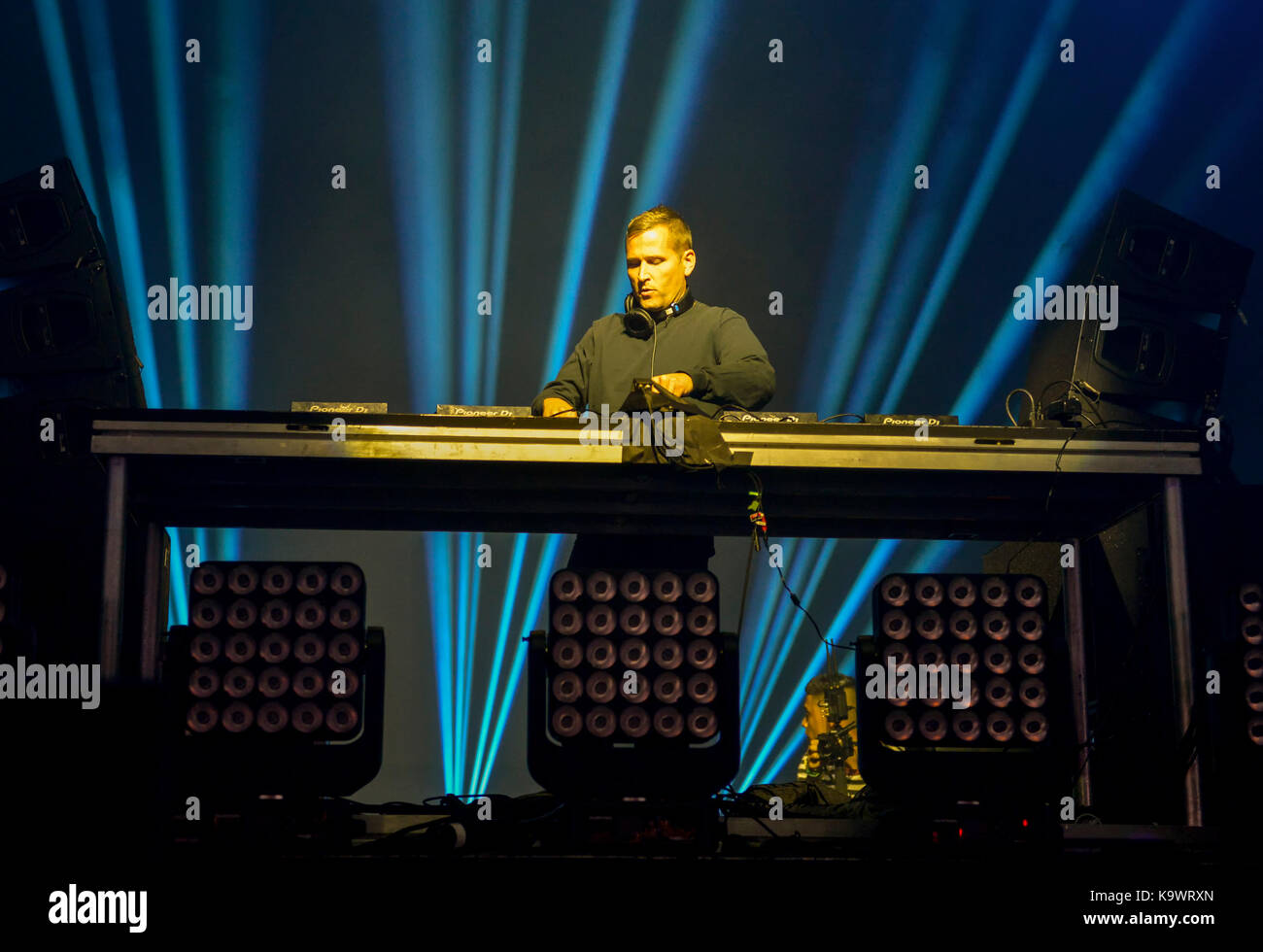 Las Vegas, Stati Uniti d'America. 23 Sep, 2017 - Kaskade esibirsi sul palco della Vita è Bella festival, Day 2, Downtown Las Vegas, Nevada - Photo credit: Ken Howard/Alamy Live News Foto Stock