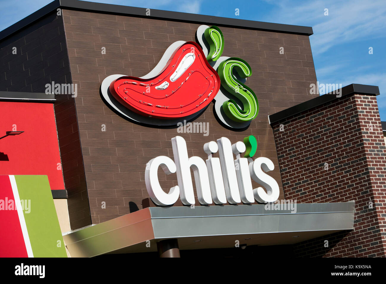 Un segno del logo al di fuori di un Chili's Grill & Bar ristorante posizione di hagerstown, Maryland il 23 settembre 2017. Foto Stock
