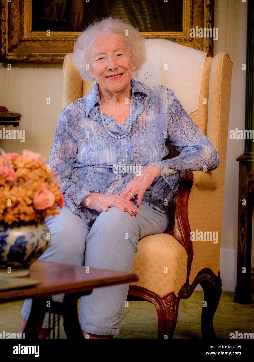 Dame Vera Lynn fotografato nella sua casa di East Sussex, Regno Unito. Foto Stock